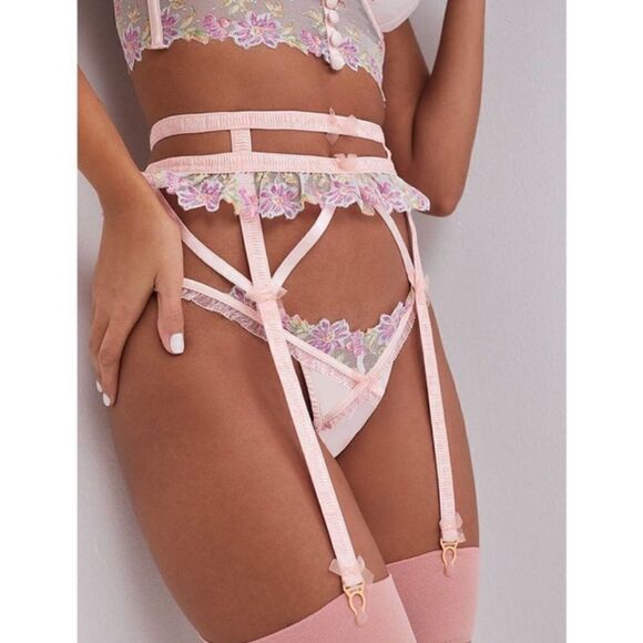 For Love & Lemons Pink Bloom Shimmer Cutout Caged Garter Size M - Picture 2 of 10
